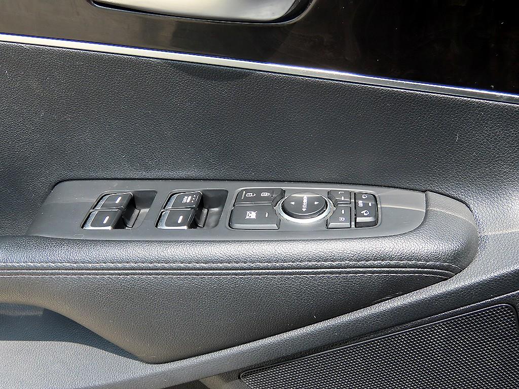 KIA Sorento - Vista 11