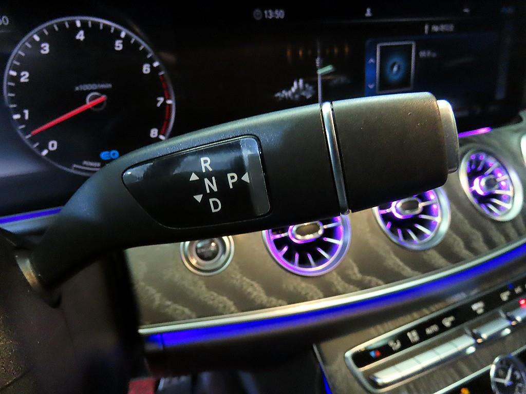 Mercedes Benz CLS Class - Vista 12