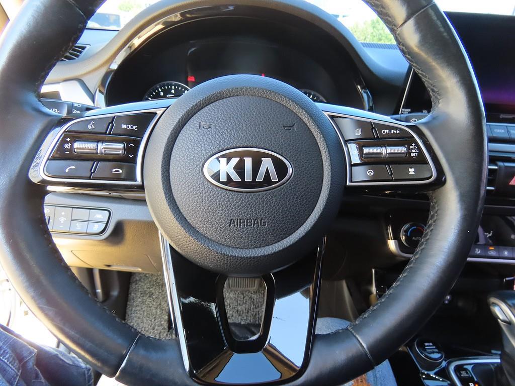 KIA Seltos - Vista 9