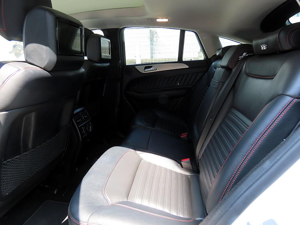 Mercedes Benz GLE Class - Vista 6