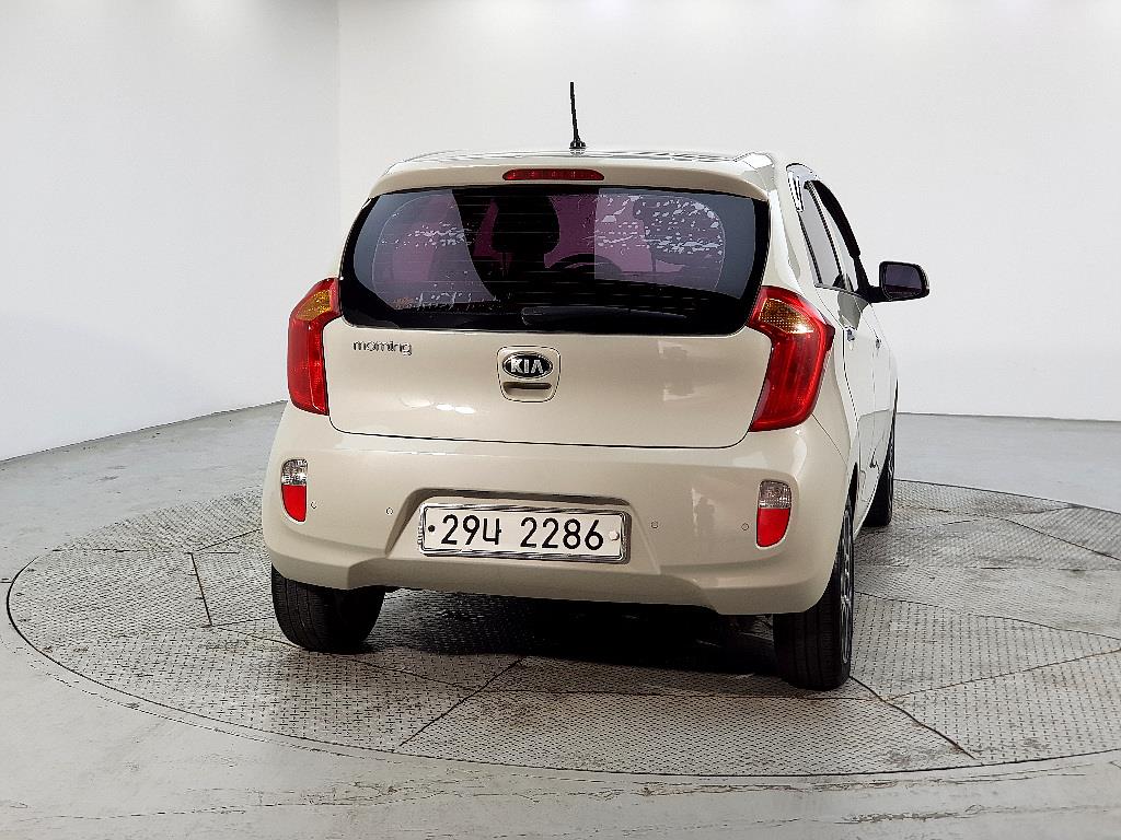 KIA Morning - Vista 3