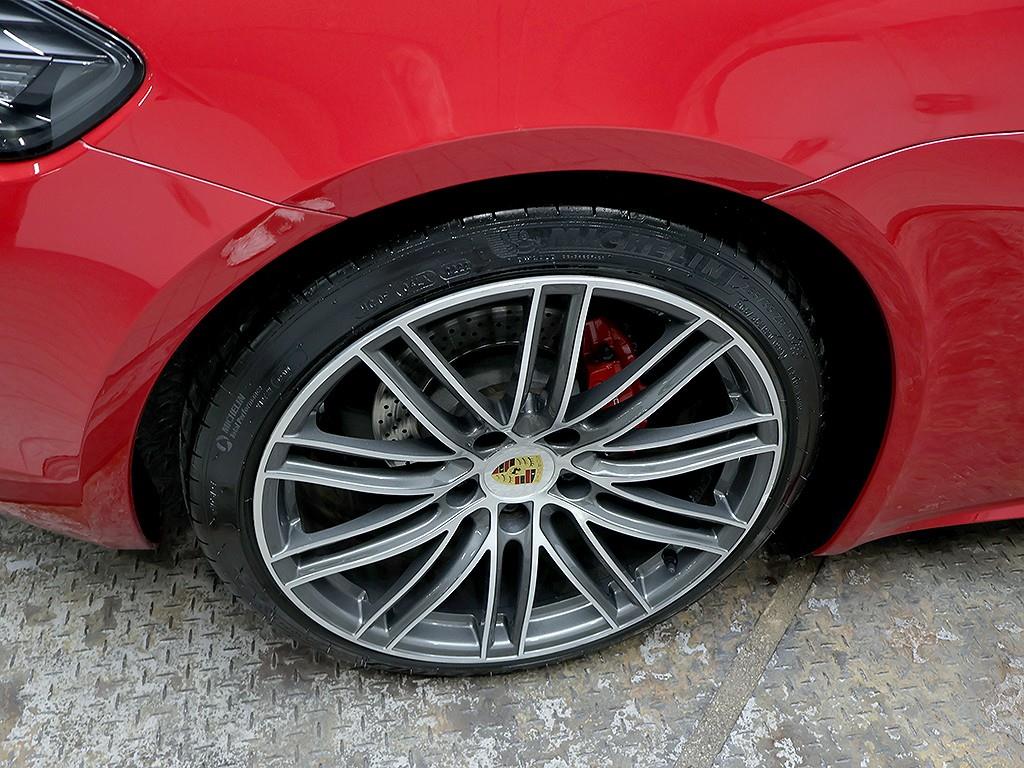 Porsche 718 2019 Rojo - Importación desde Corea - HF Imports Iquique - Foto 7