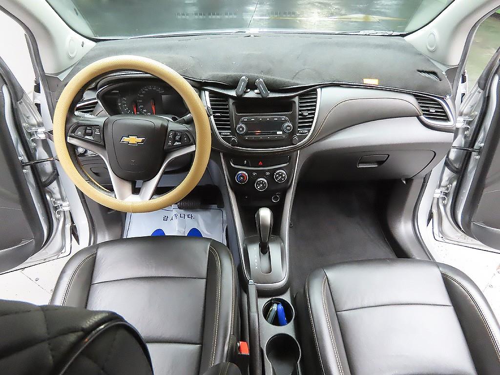 Chevrolet Trax 2017 Plateado - Importación desde Corea - HF Imports Iquique - Foto 13