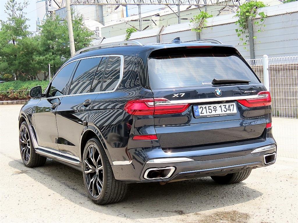 BMW X7 - Vista 3