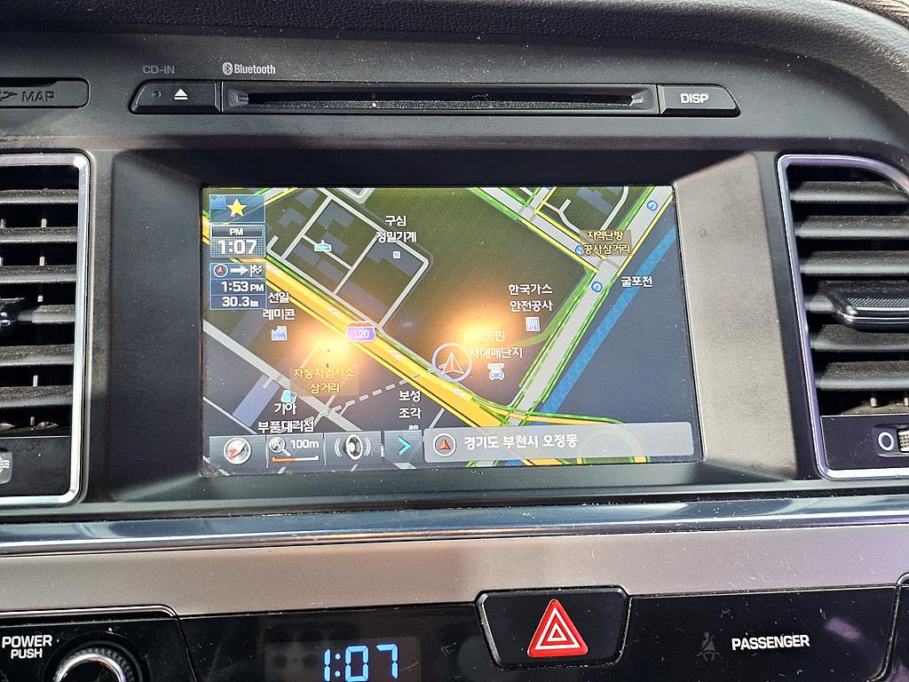 HYUNDAI Sonata - Vista 7