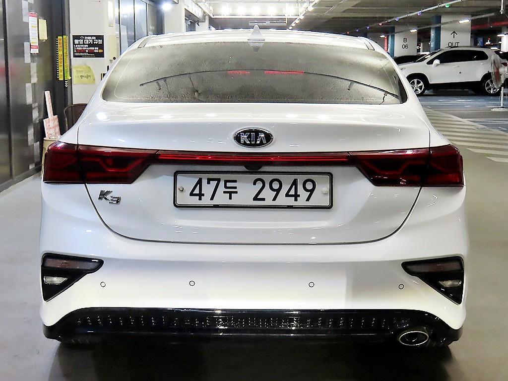 KIA K3 - Vista 5