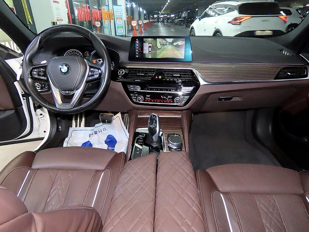 BMW 5 Series - Vista 10
