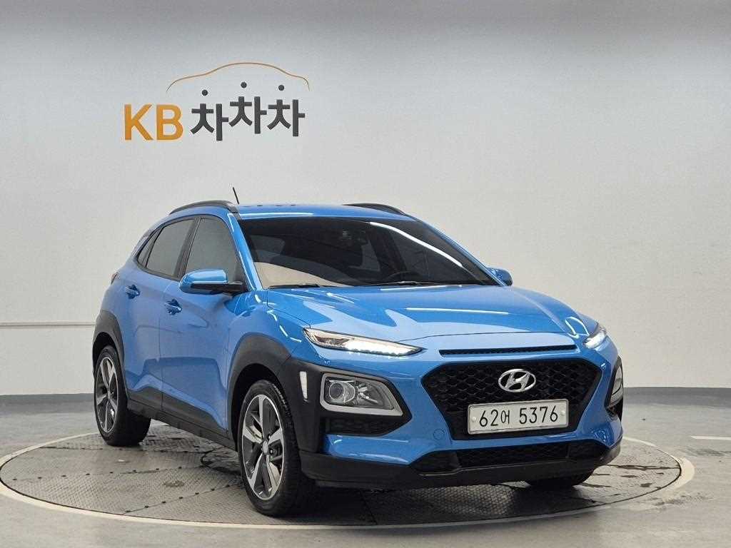 HYUNDAI Kona - Vista 4