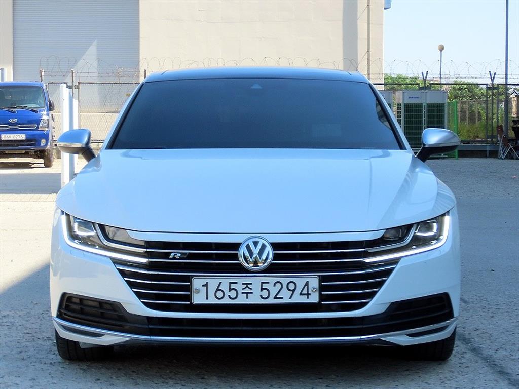 Volkswagen Arteon 2018 Blanco - Importación desde Corea - HF Imports Iquique - Foto 1