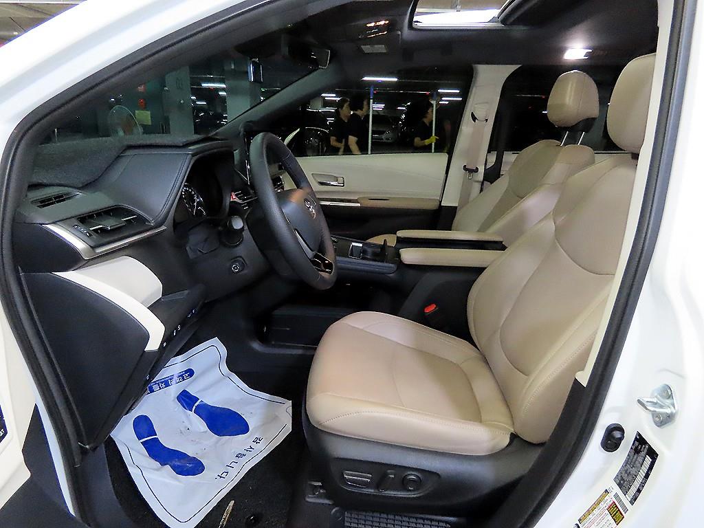Toyota Siena - Vista 6