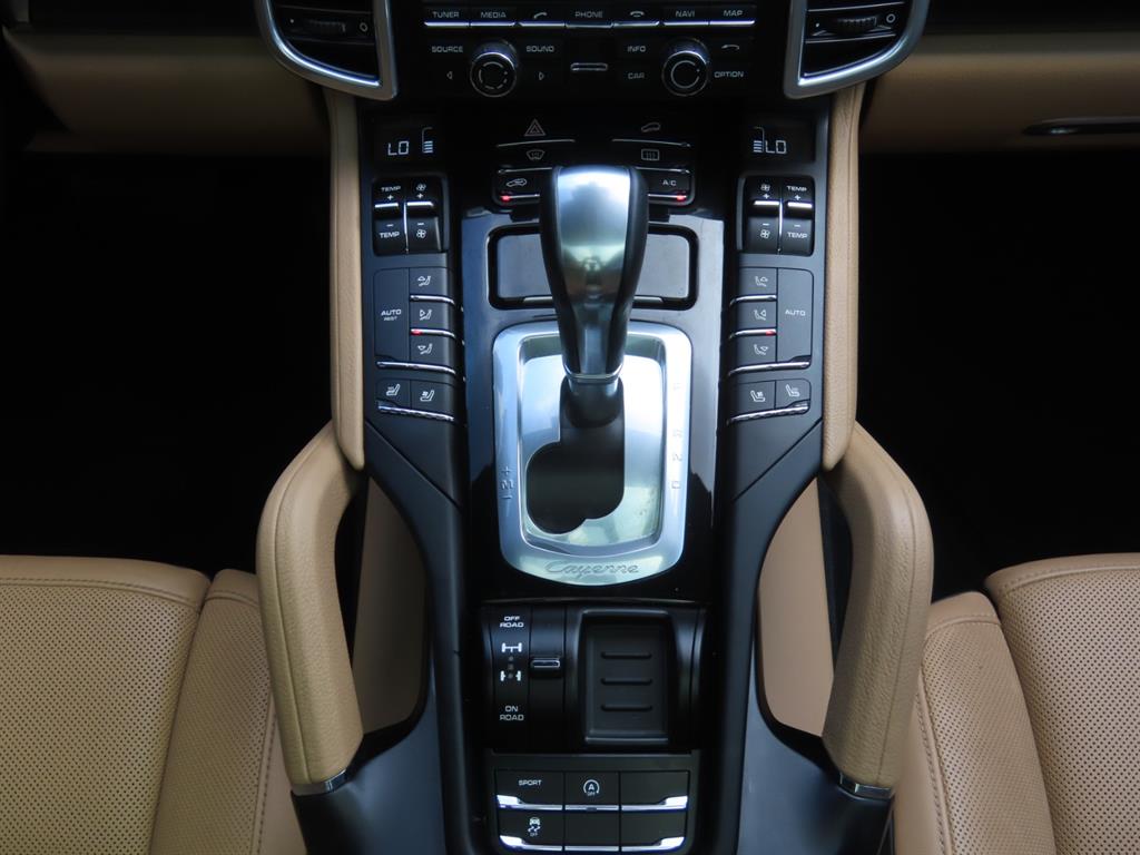Porsche Cayenne 2016 Gris - Importación desde Corea - HF Imports Iquique - Foto 13