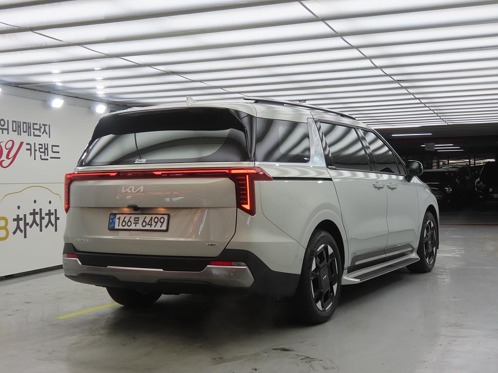 KIA Carnival - Vista 4