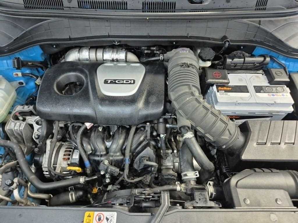 HYUNDAI Kona - Vista 5