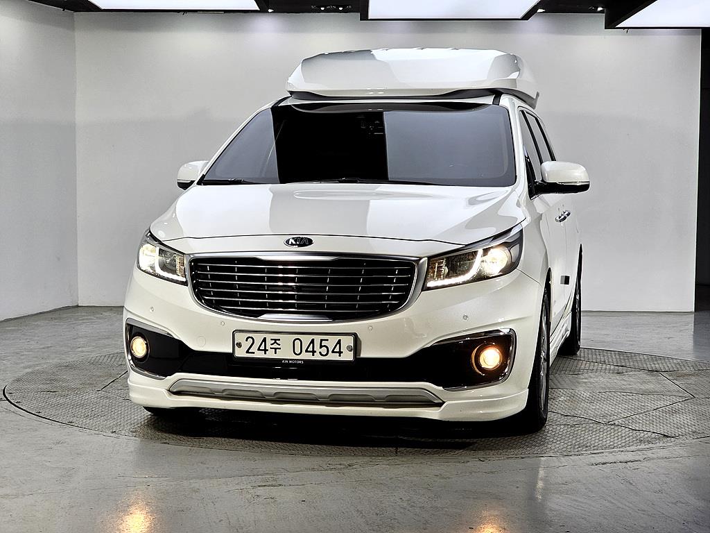 KIA Carnival - Vista 2