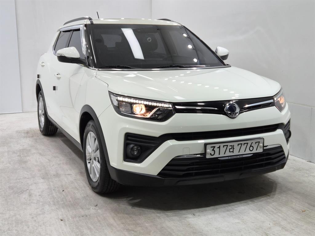 Ssangyong Tivoli - Vista 2
