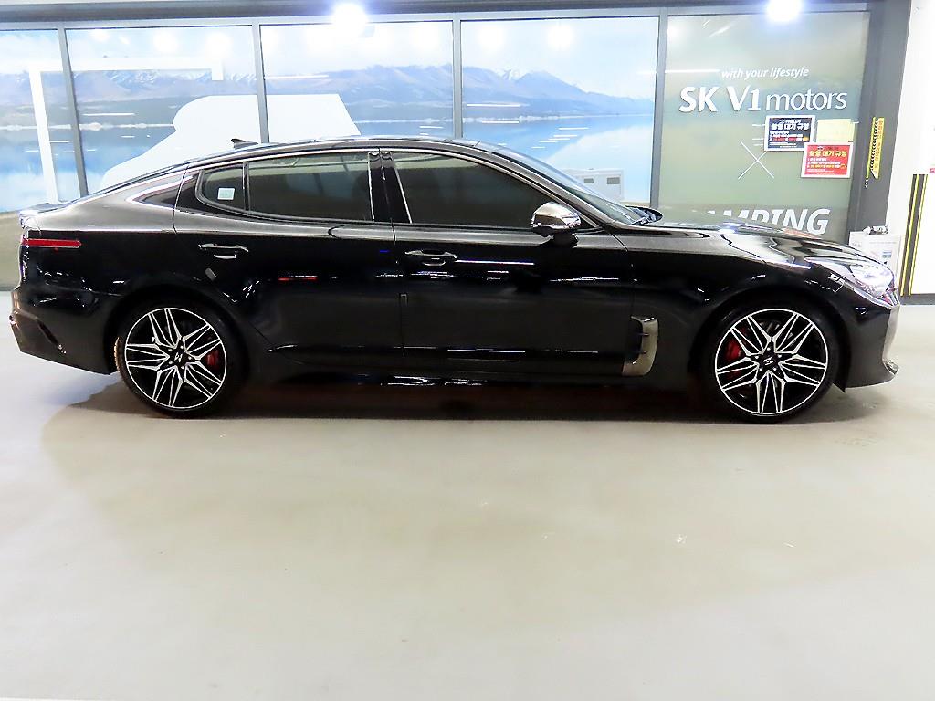 KIA Stinger - Vista 3