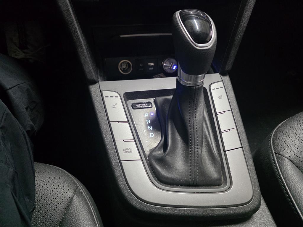 HYUNDAI Avante 2018 Blanco - Importación desde Corea - HF Imports Iquique - Foto 13