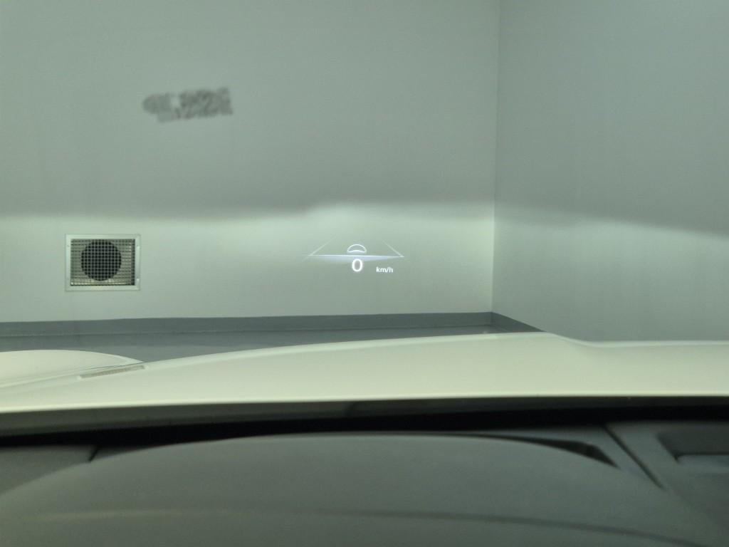 Genesis GV70 2022 Blanco - Importación desde Corea - HF Imports Iquique - Foto 16