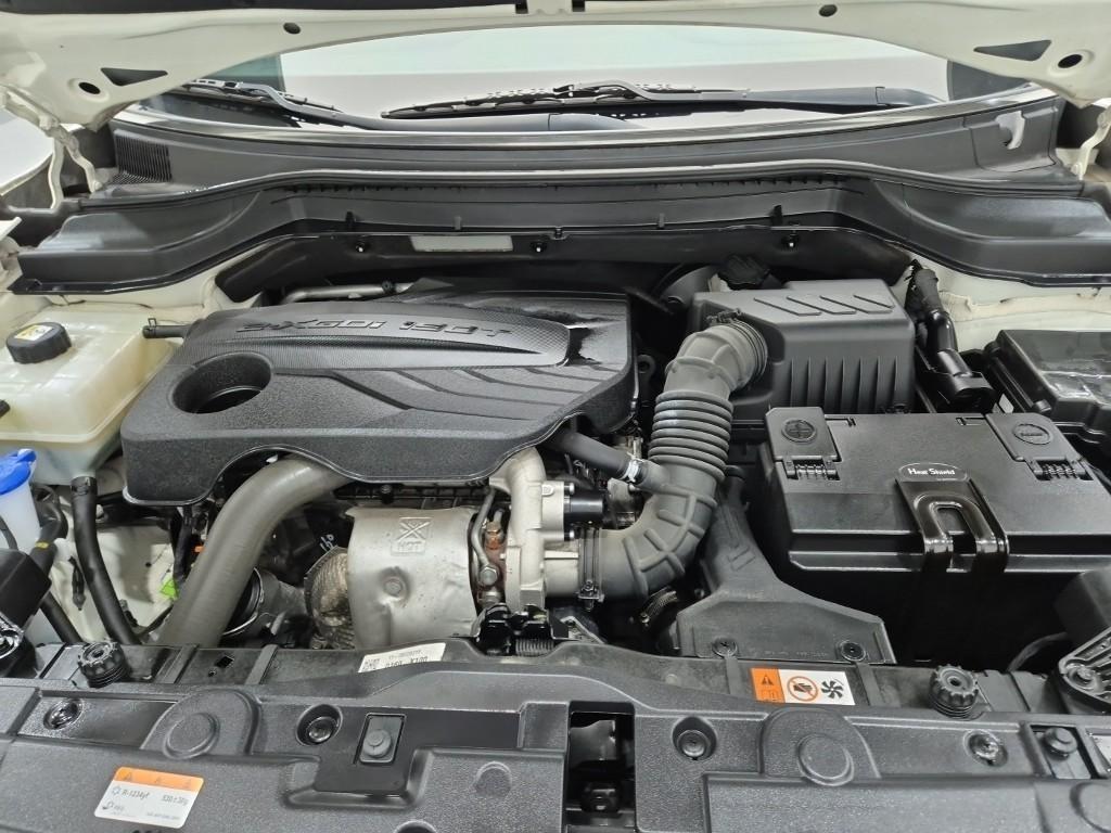 Ssangyong Tivoli - Vista 5