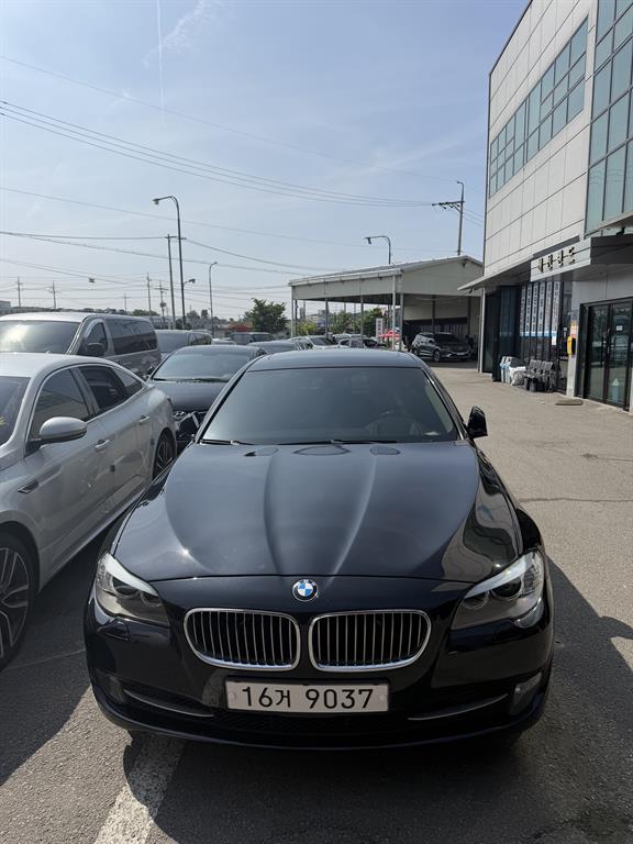 BMW 5 Series 2013 Negro - Importación desde Corea - HF Imports Iquique - Foto 1