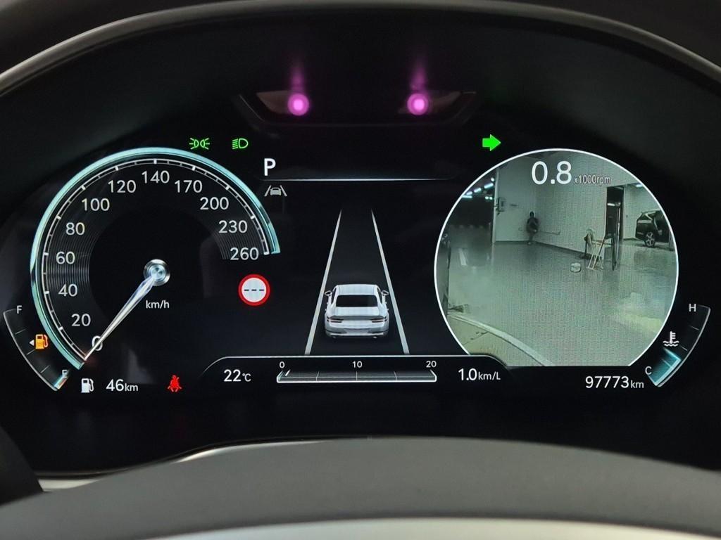 Genesis G80 - Vista 6