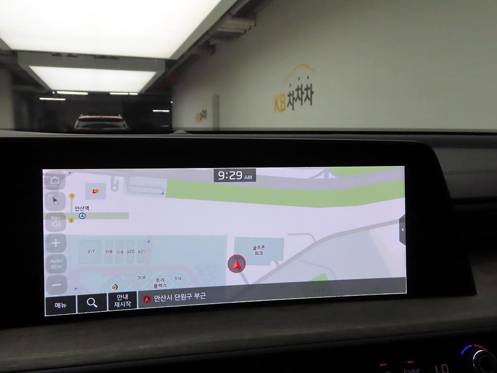 KIA K8 - Vista 8