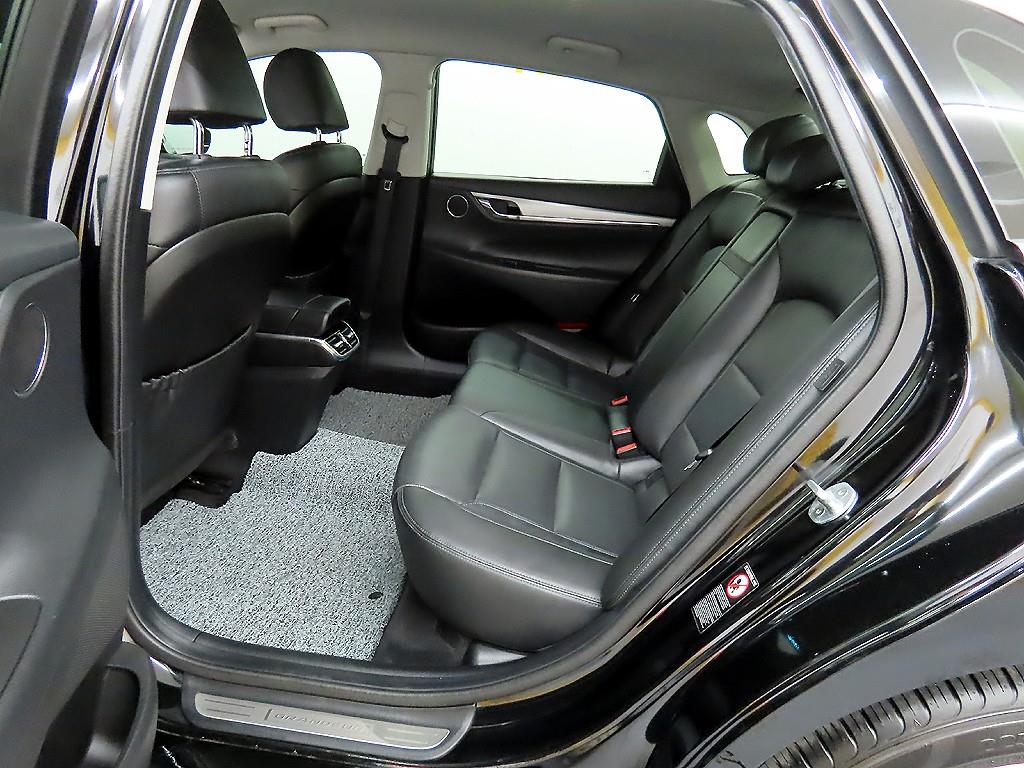 HYUNDAI Grandeur - Vista 6