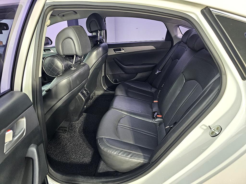 HYUNDAI Sonata - Vista 9