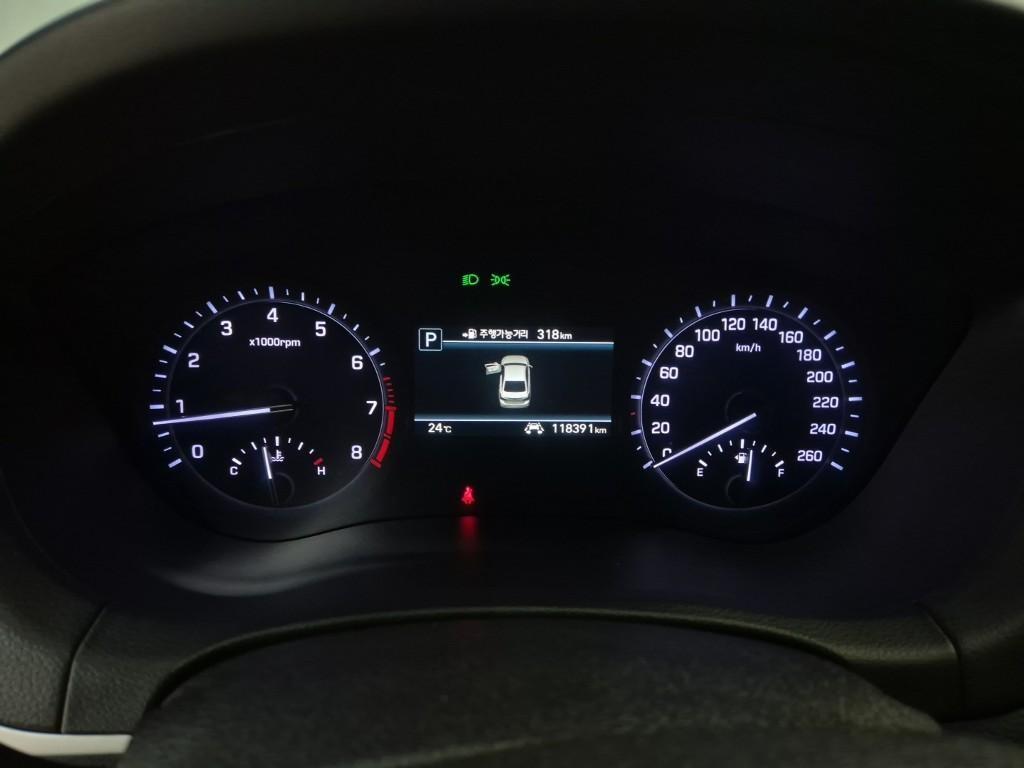 Genesis G80 - Vista 6