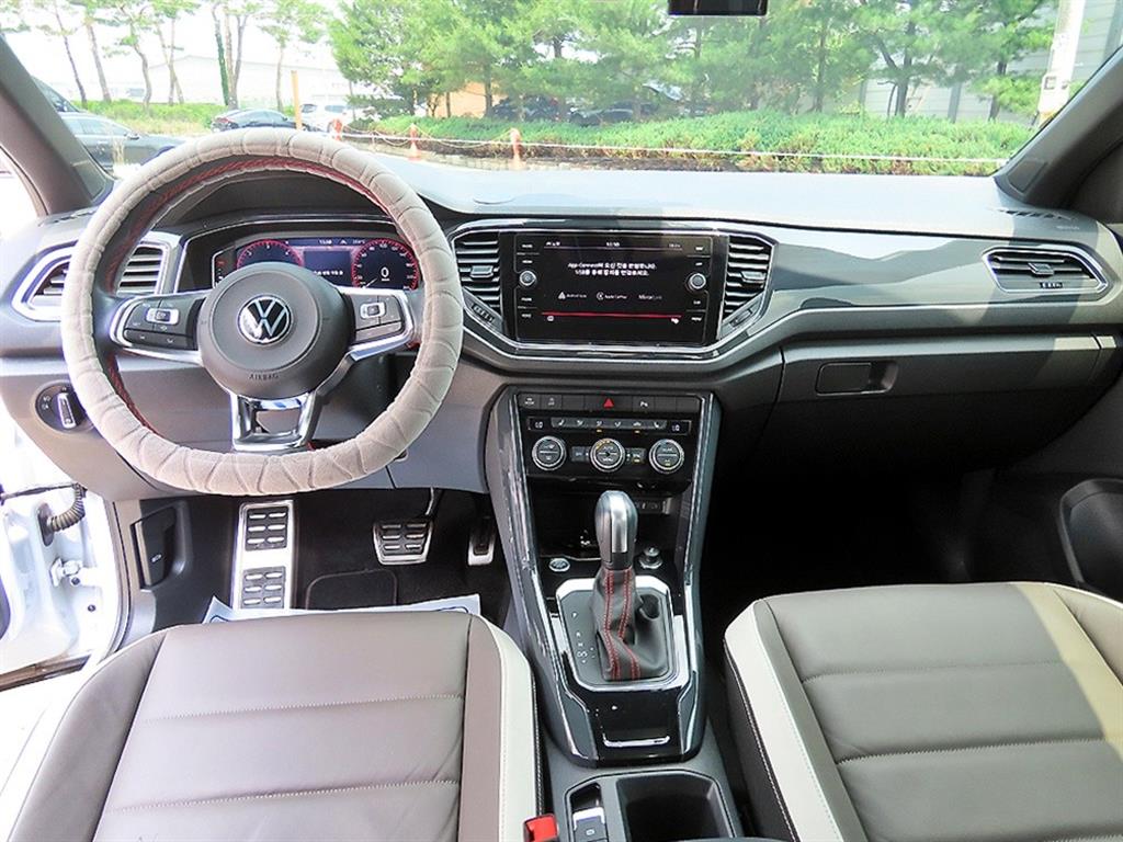 Volkswagen T-Roc - Vista 7