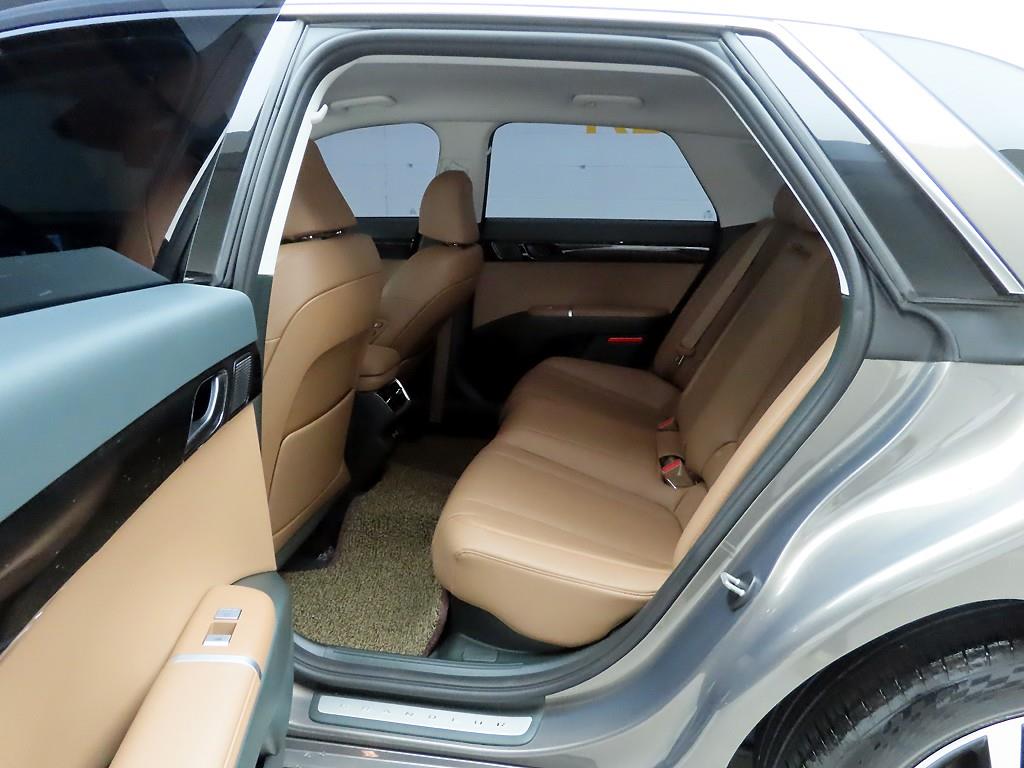 HYUNDAI Grandeur - Vista 12