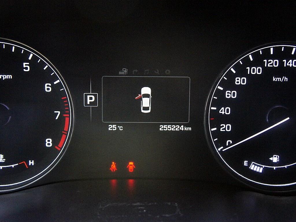 HYUNDAI Genesis 2015 Negro - Importación desde Corea - HF Imports Iquique - Foto 9