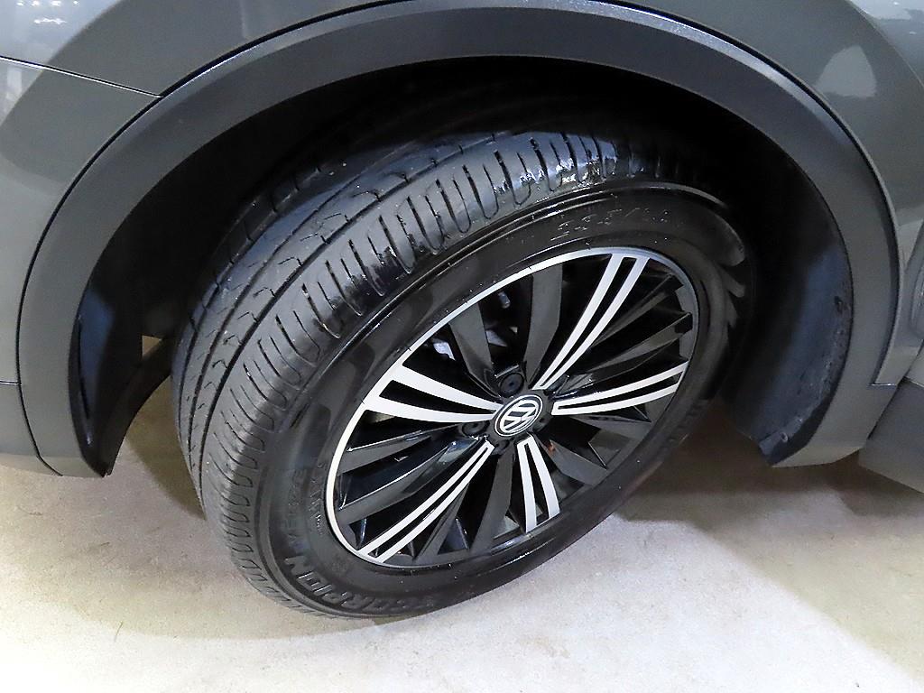 Volkswagen Tiguan 2020 Gris - Importación desde Corea - HF Imports Iquique - Foto 20