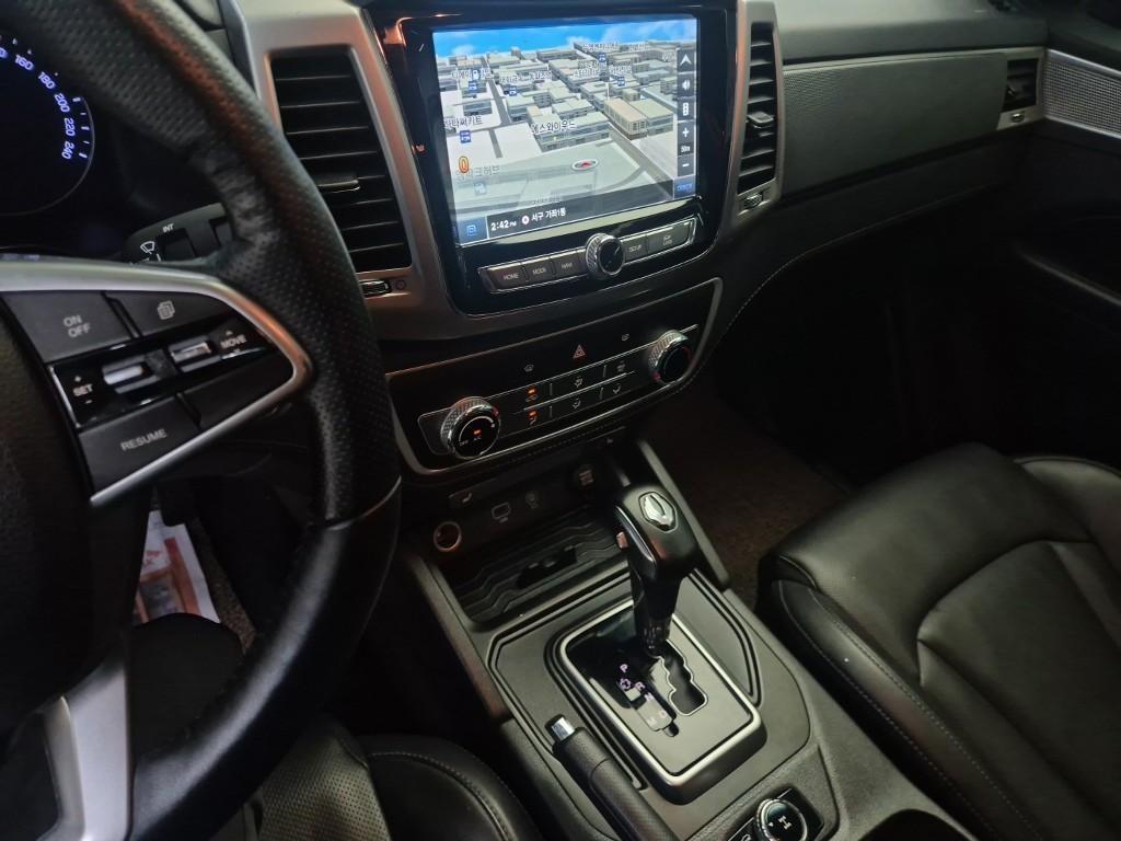 Ssangyong Rexton - Vista 9