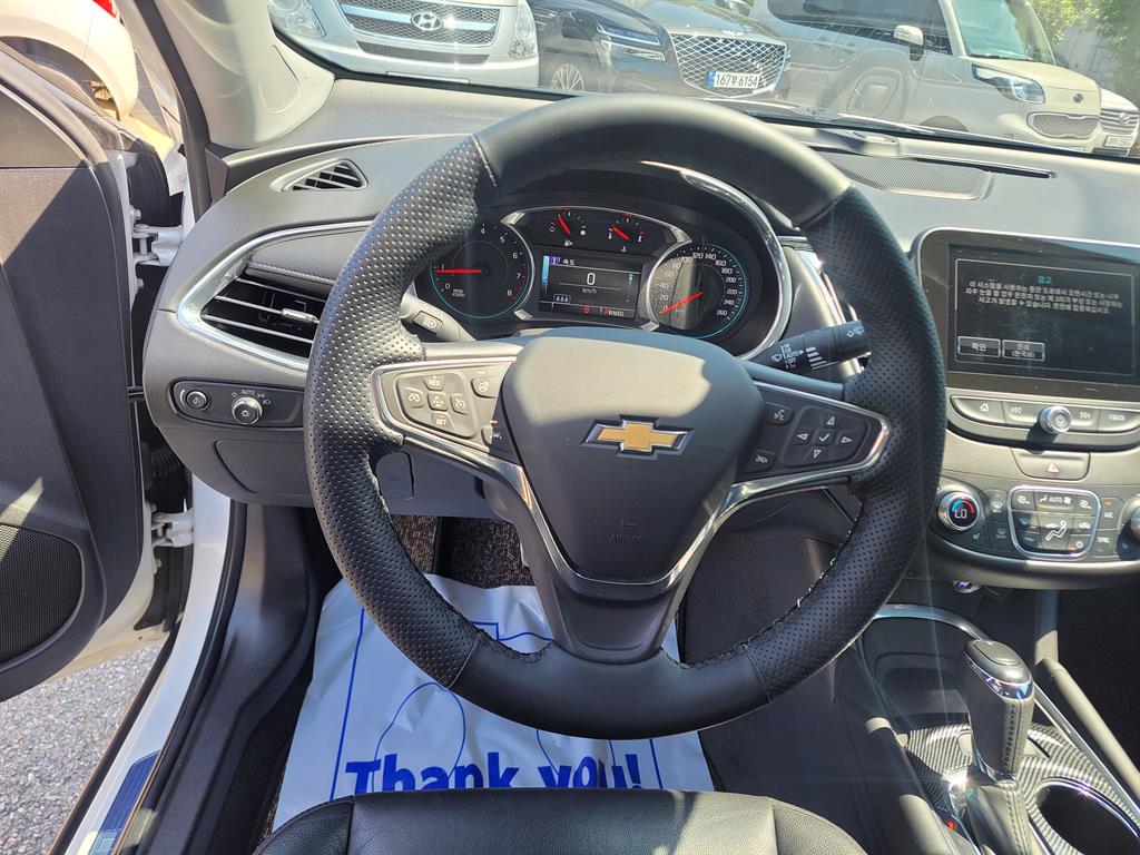 Chevrolet Malibu - Vista 6