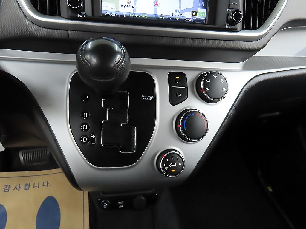 KIA Ray - Vista 10