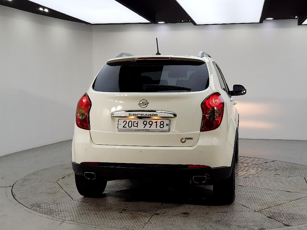 Ssangyong Korando - Vista 3
