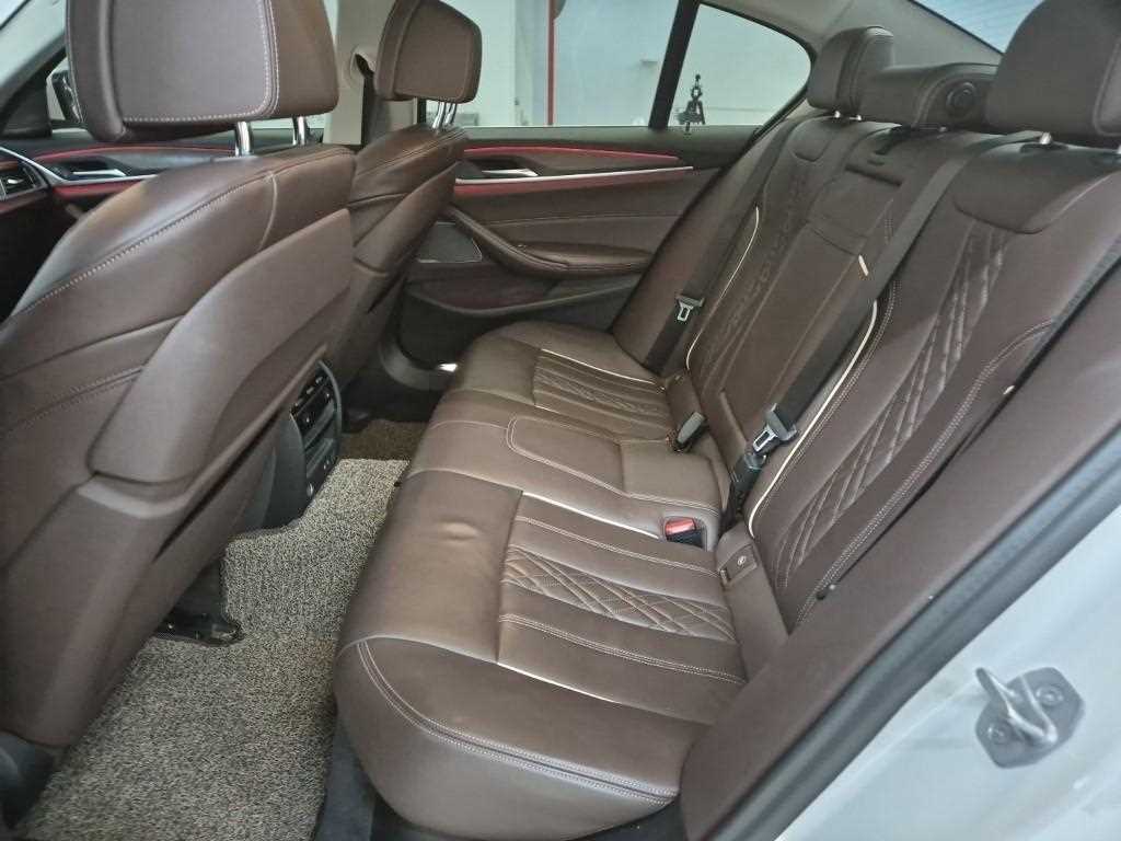 BMW 5 Series - Vista 12