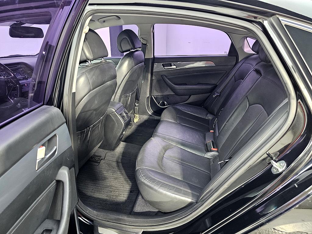 HYUNDAI Sonata - Vista 9