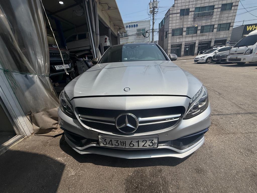 Mercedes Benz C Class - Vista 2
