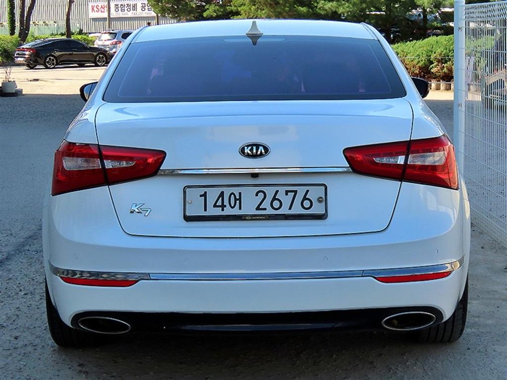 KIA K7 - Vista 4