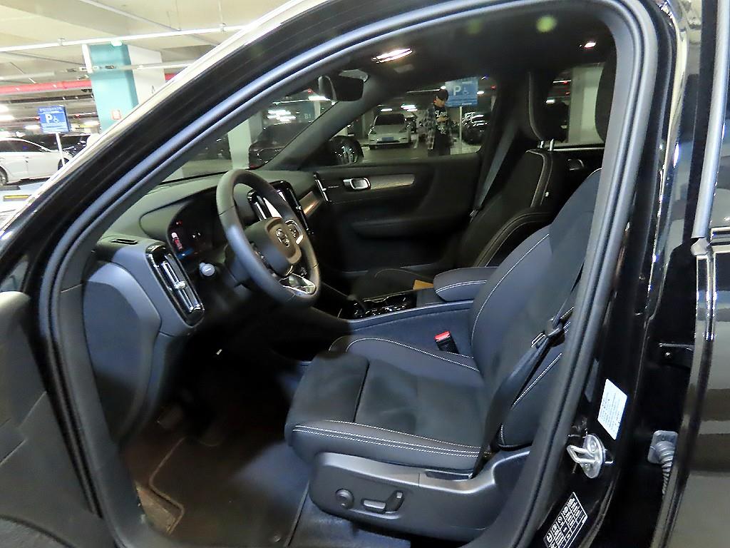 Volvo XC40 - Vista 6