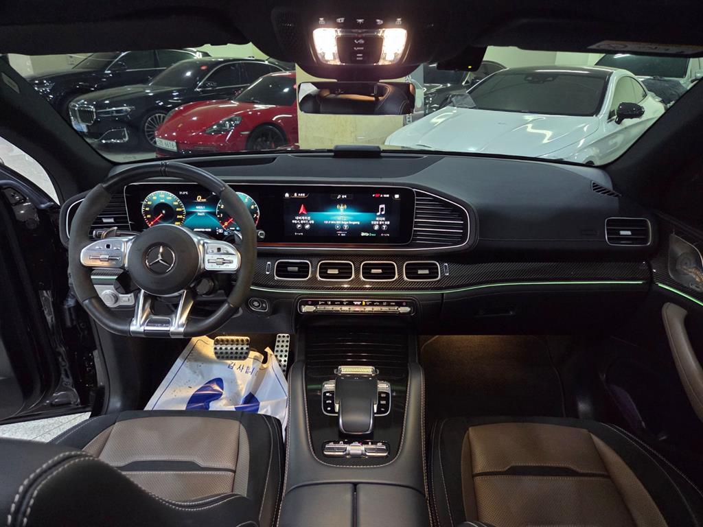 Mercedes Benz GLE Class - Vista 8