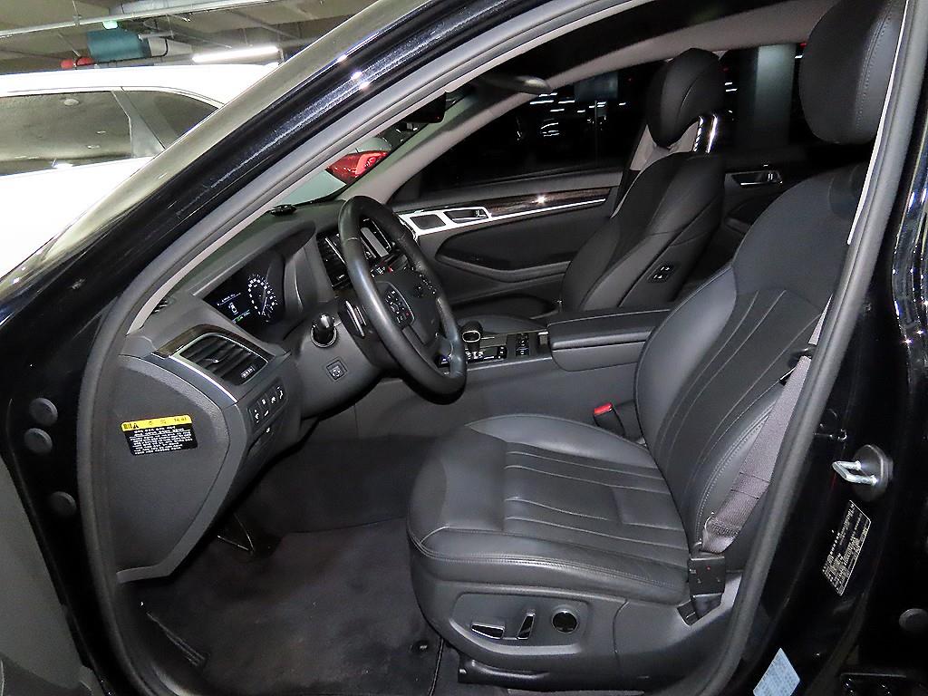 Genesis G80 - Vista 6
