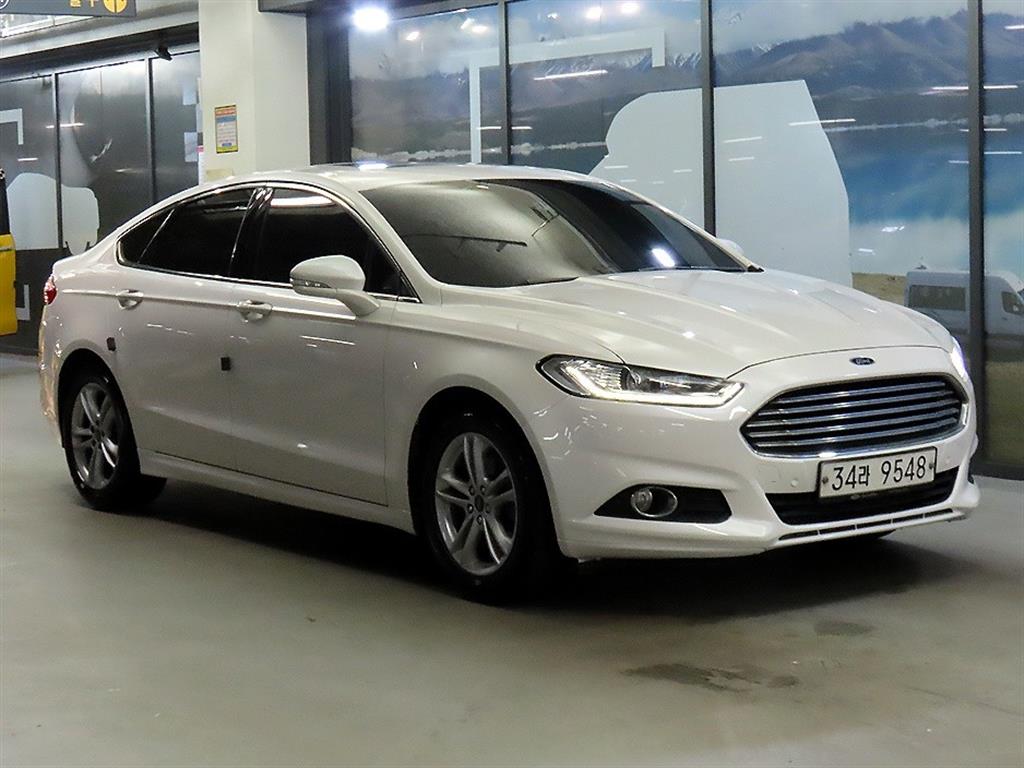 Ford Mondeo 2017 Blanco - Importación desde Corea - HF Imports Iquique - Foto 1