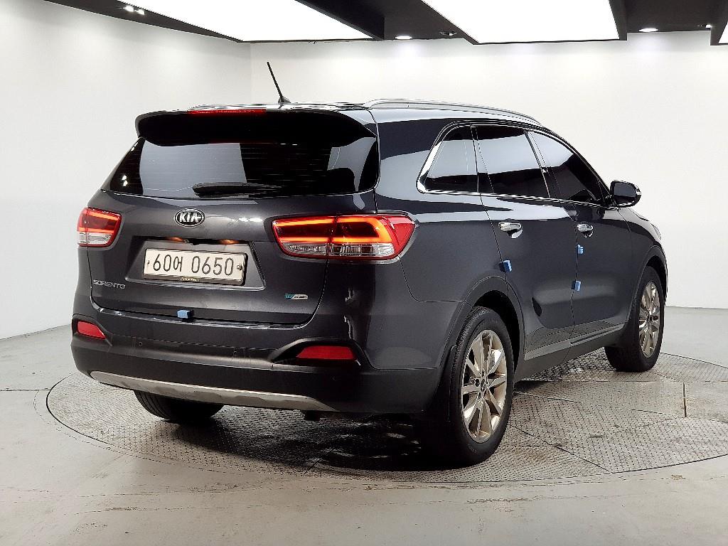 KIA Sorento - Vista 4