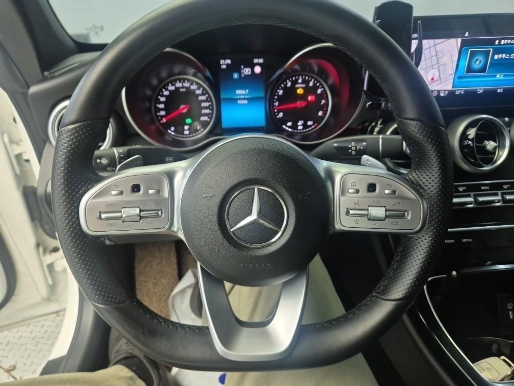 Mercedes Benz C Class - Vista 9