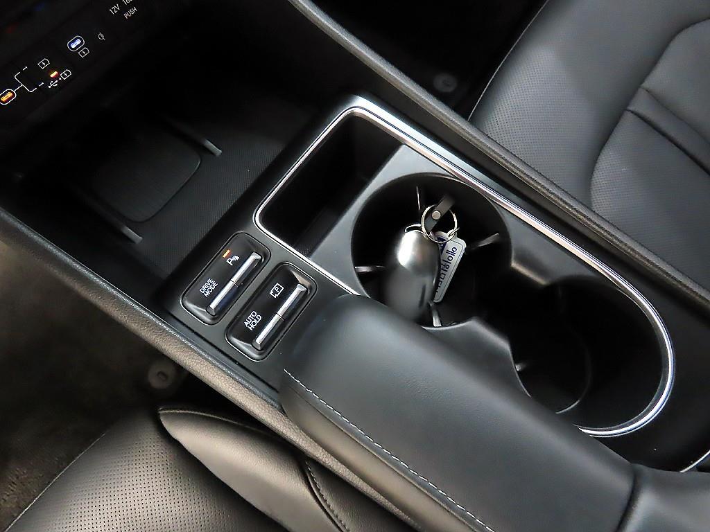 HYUNDAI Sonata - Vista 3