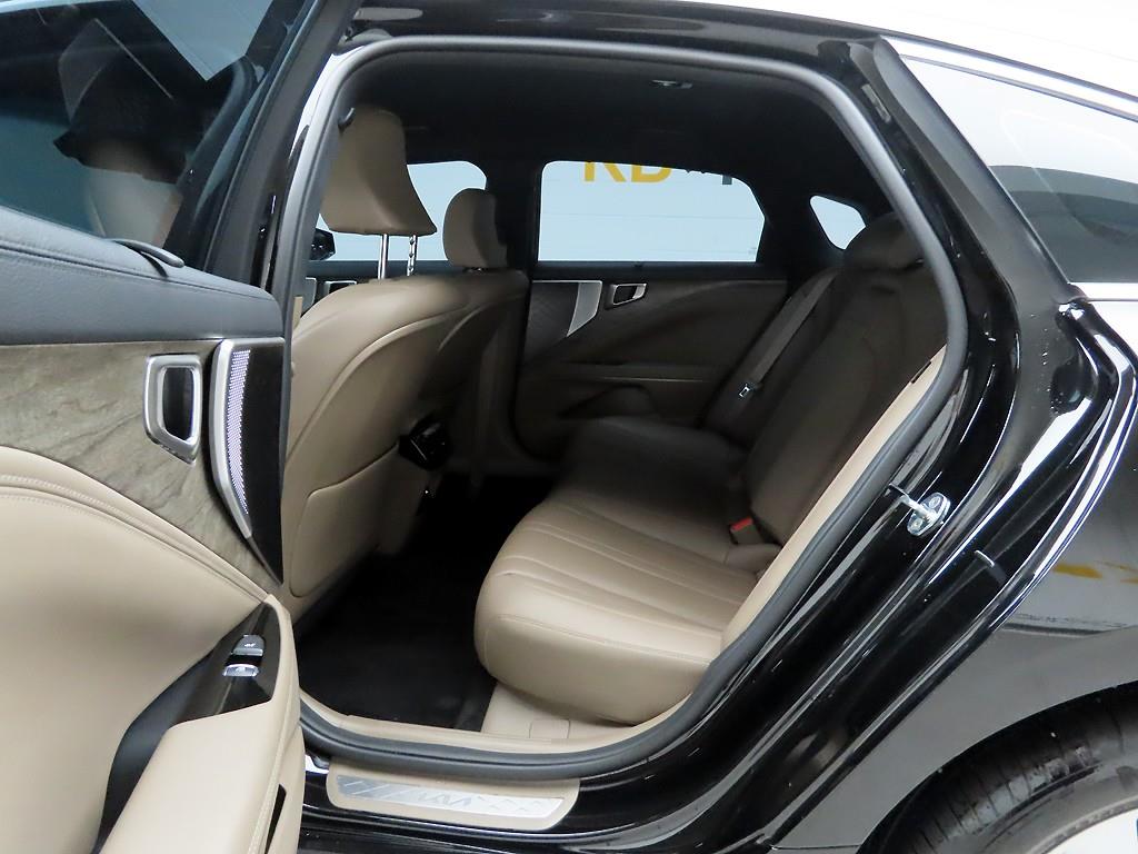 KIA K8 - Vista 12
