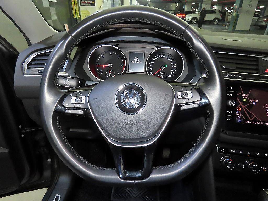 Volkswagen Tiguan - Vista 8